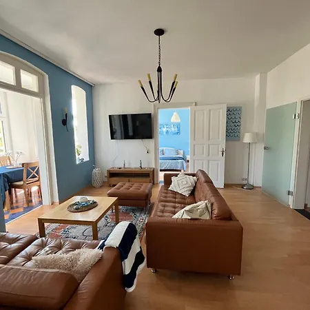 Haus Sonnenschein Διαμέρισμα *